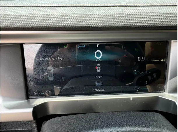 Car image 24