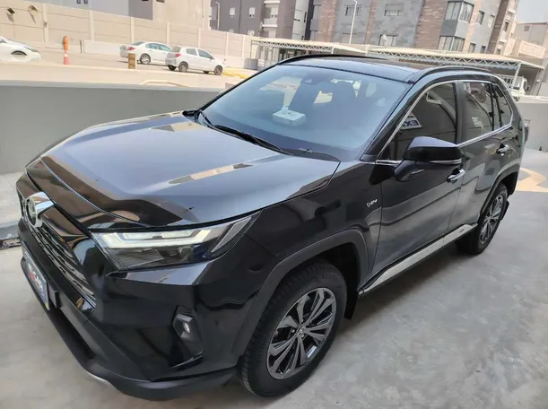 Car image 9