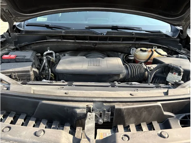 Car image 34