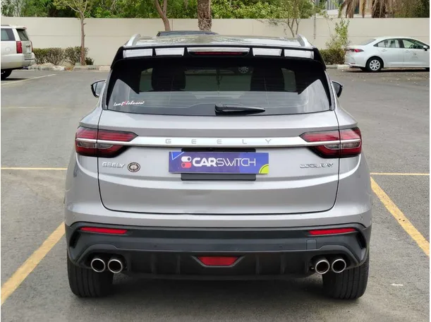 Car image 6