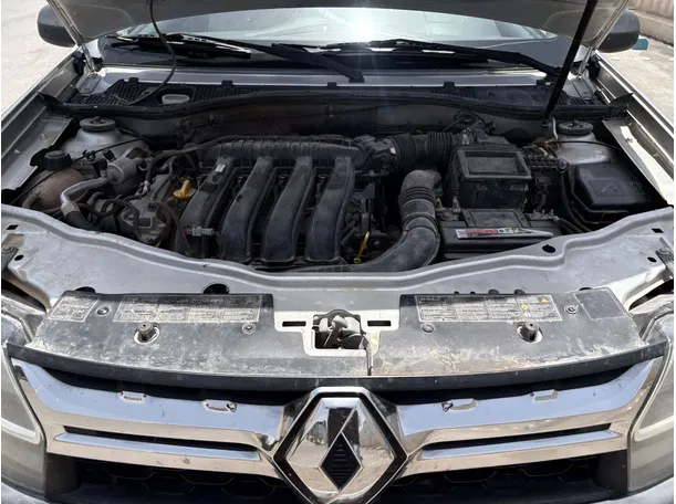 Car image 26