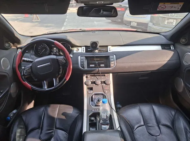 Car image 18