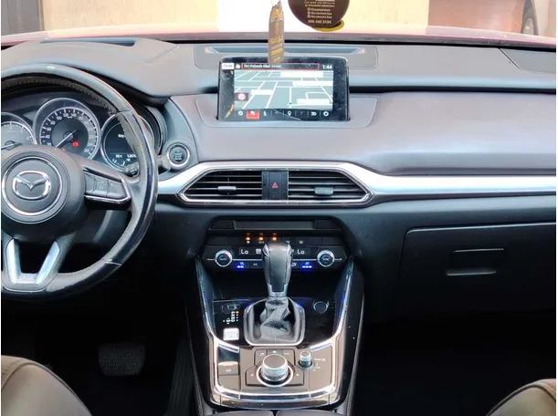Car image 21