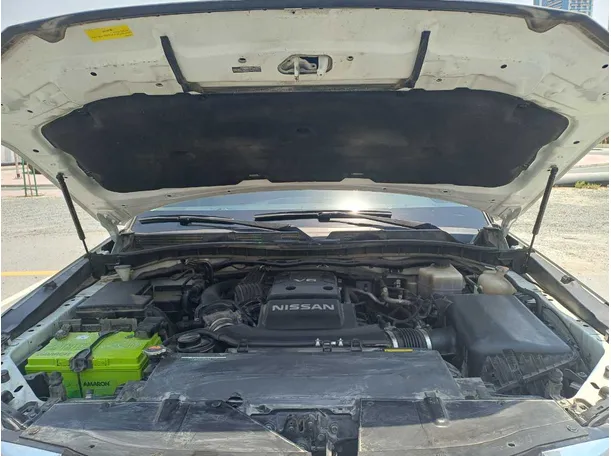 Car image 26