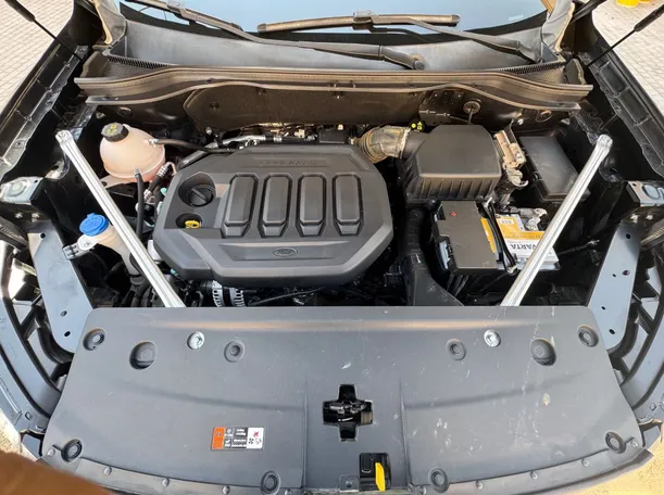 Car image 23