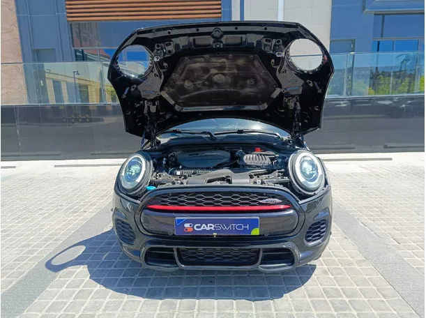 Car image 36