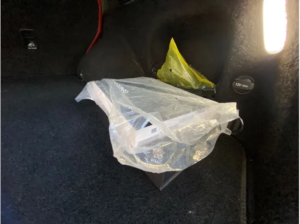 Car image 24