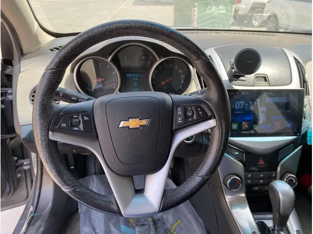 Car image 15