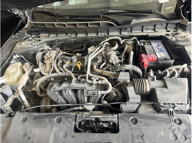 Car image 18