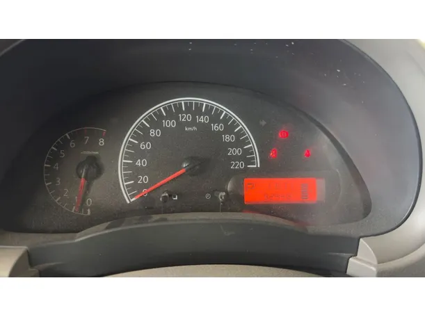 Car image 14