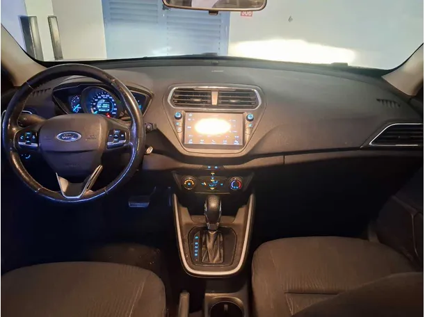 Car image 15