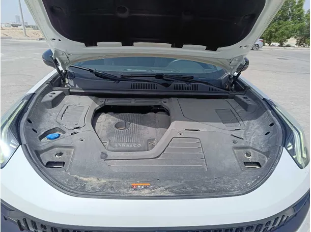 Car image 39