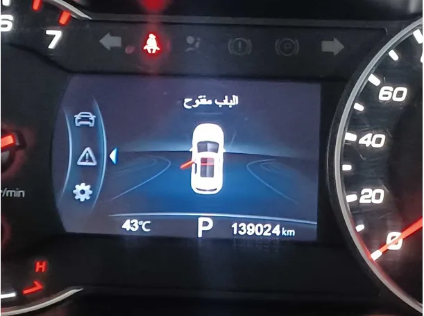 Car image 18