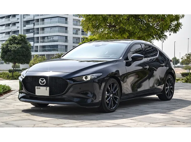 2022 Mazda 3 in Abu Dhabi