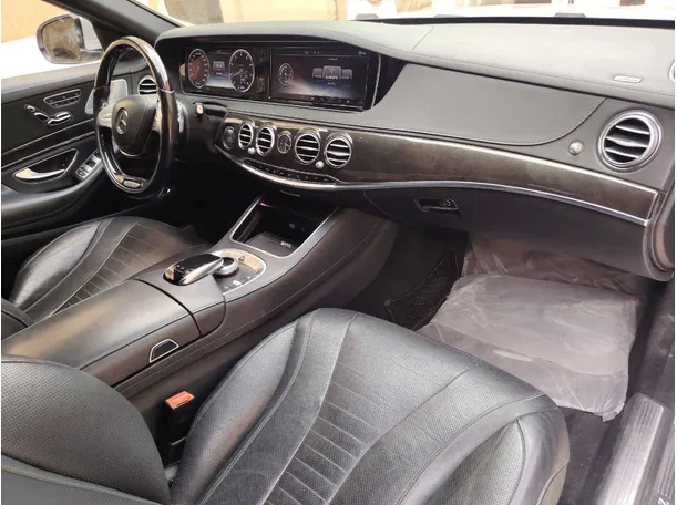 Car image 29