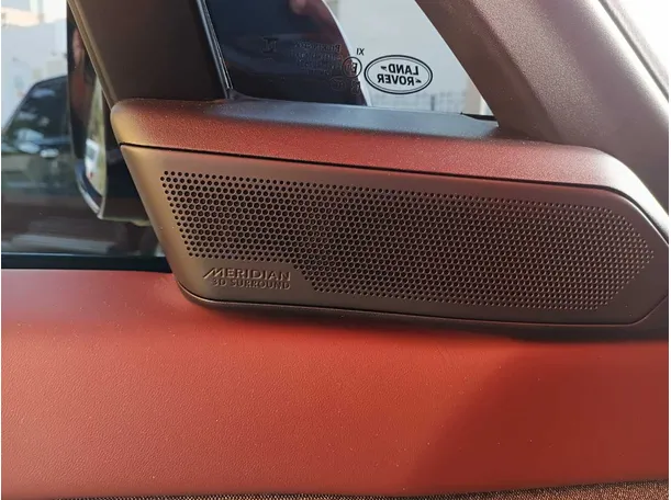 Car image 22