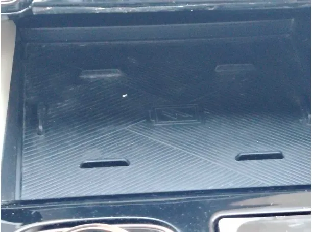 Car image 33