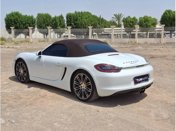 Car image 7