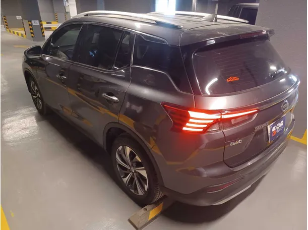 Car image 7