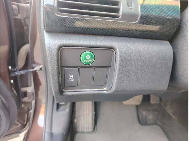 Car image 36