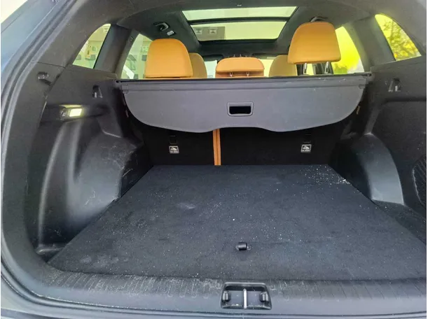 Car image 31