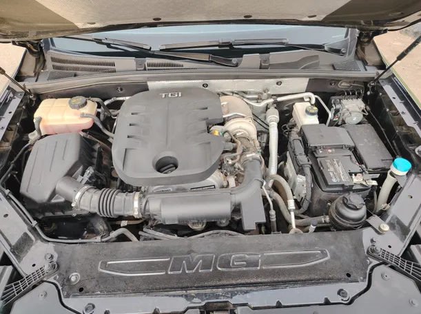 Car image 36