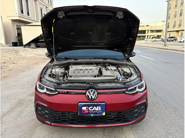 Car image 26