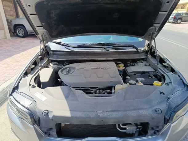 Car image 35