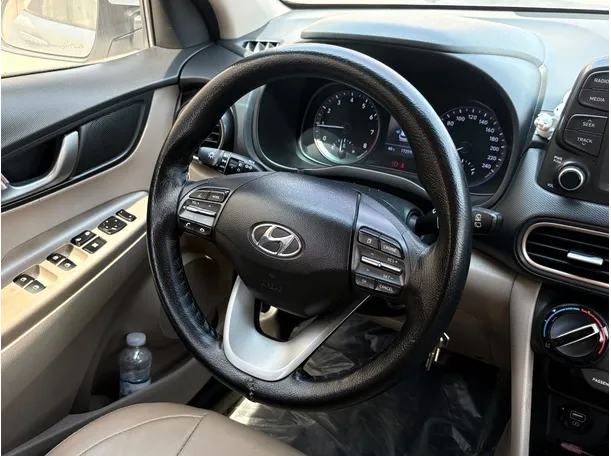 Car image 21