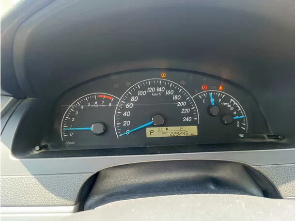 Car image 23