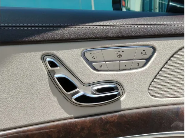 Car image 36