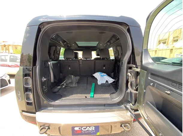 Car image 21