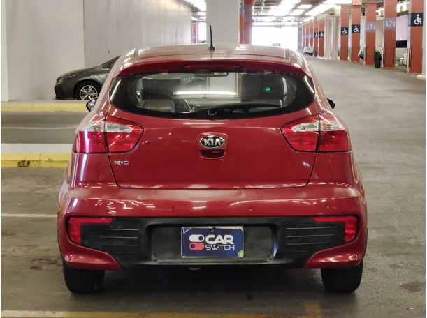 Car image 6