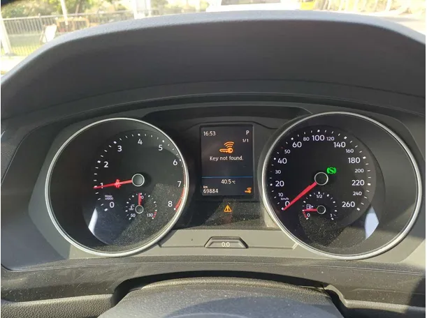 Car image 22