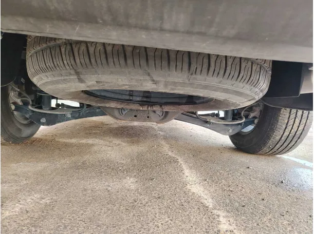 Car image 46