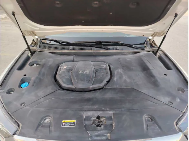 Car image 35