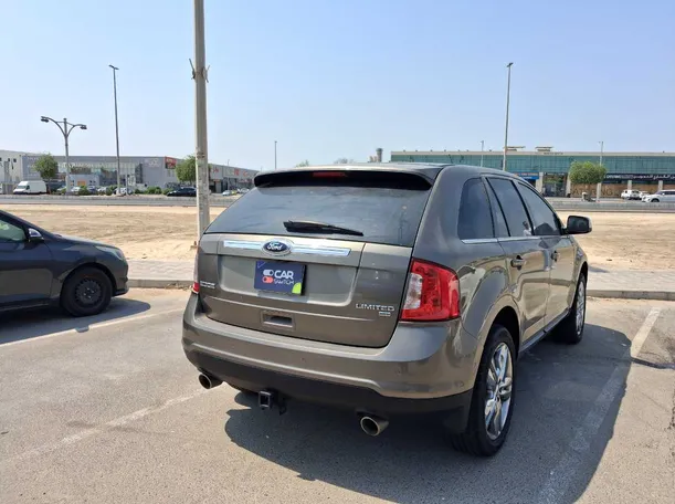 Car image 7