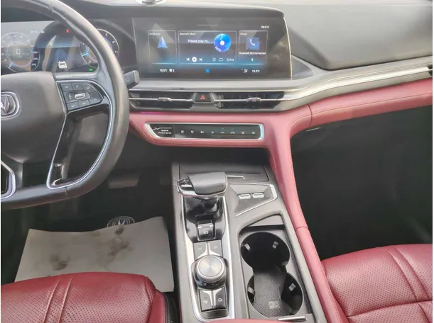 Car image 17