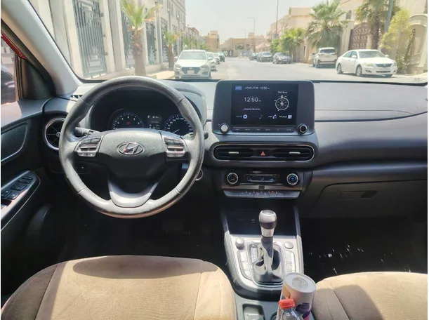 Car image 18