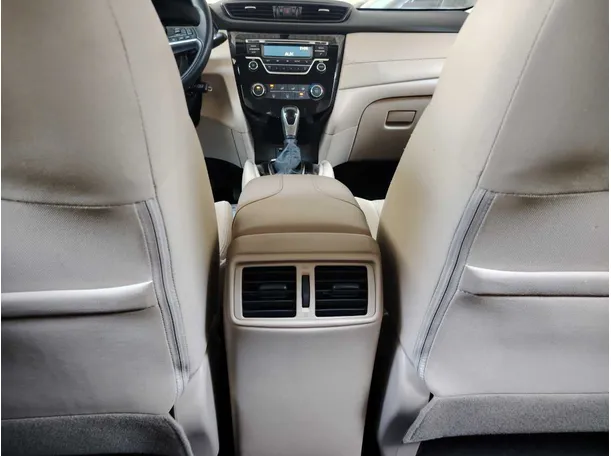 Car image 28