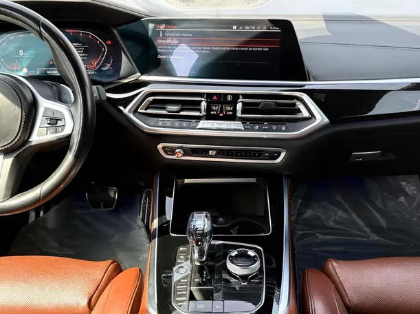 Car image 20