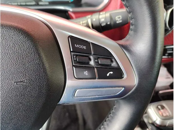 Car image 38
