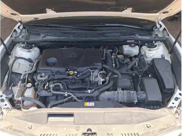 Car image 21