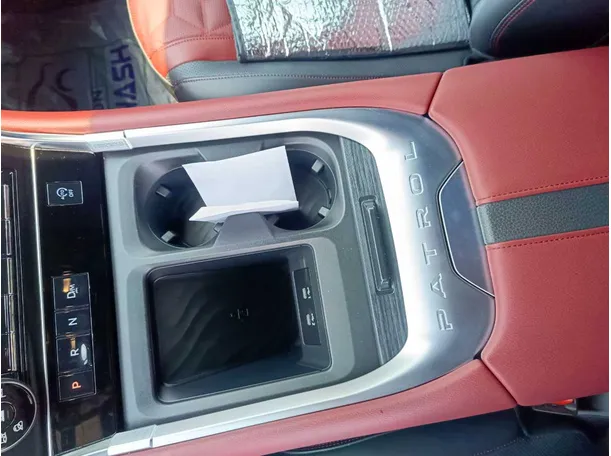 Car image 25