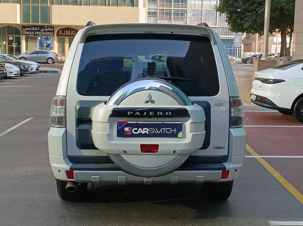 Car image 6