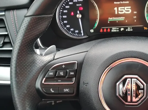 Car image 30