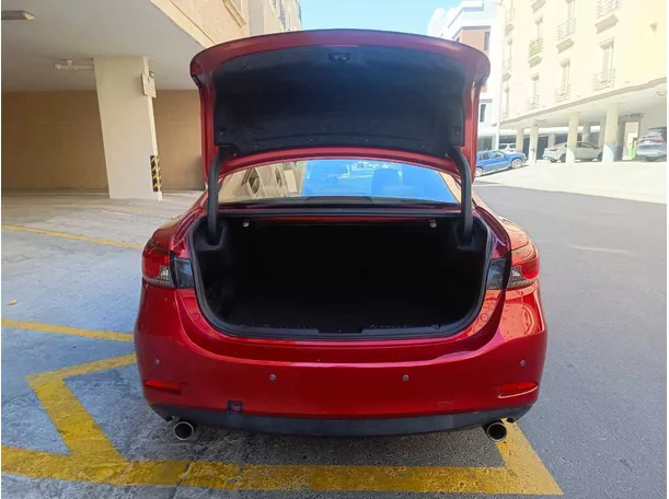 Car image 29