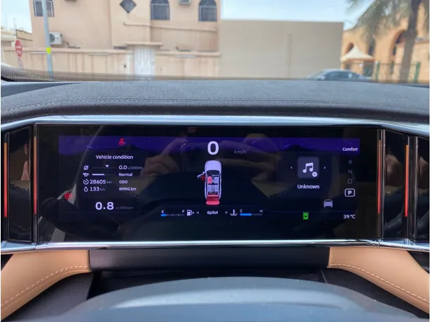 Car image 20
