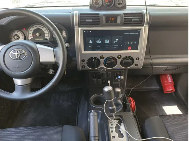 Car image 18