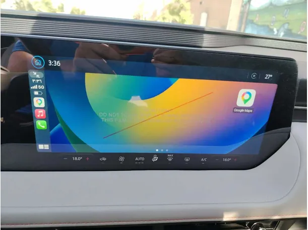 Car image 27